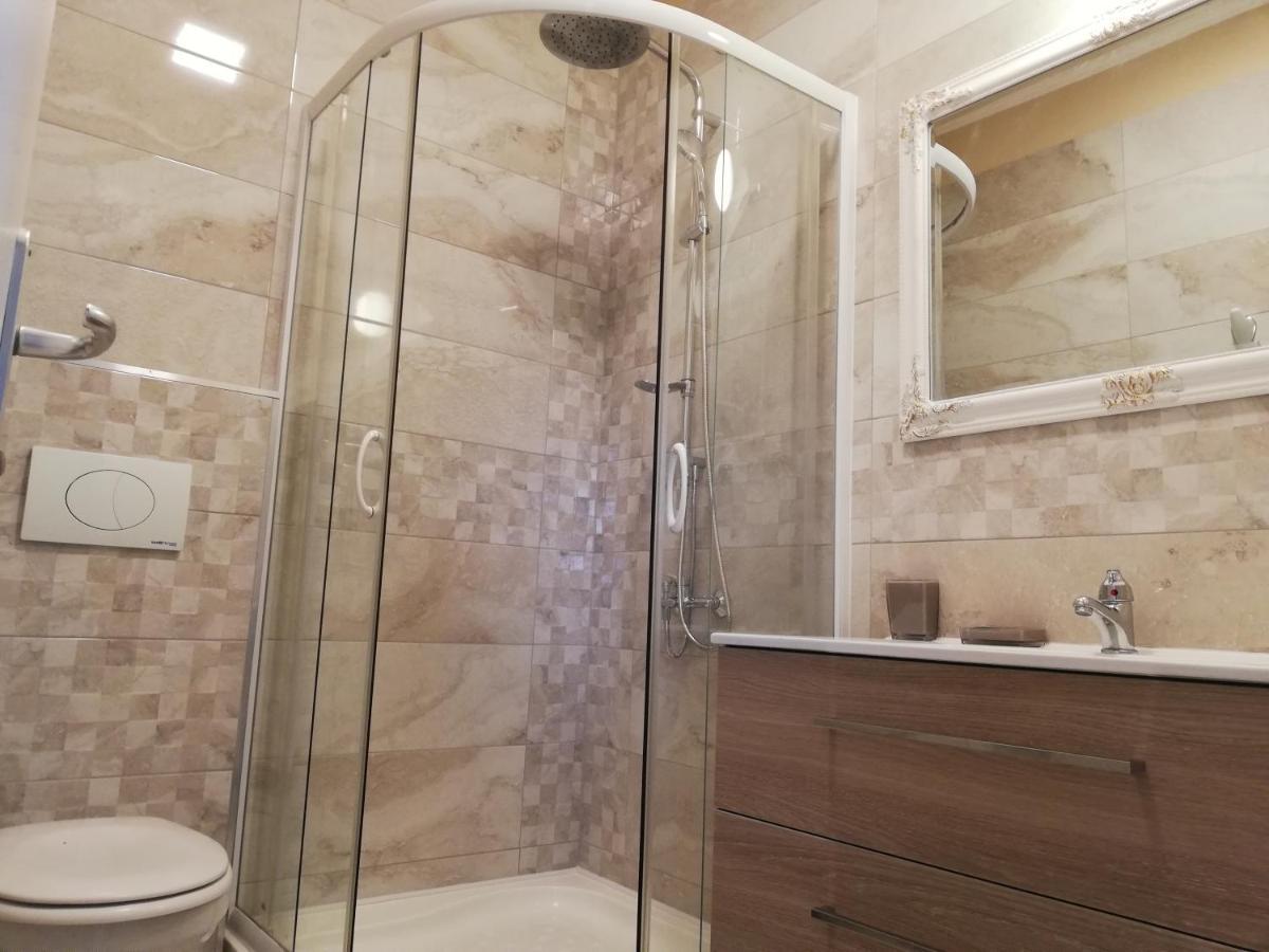 Apartmani Mistral Makarska Exterior foto
