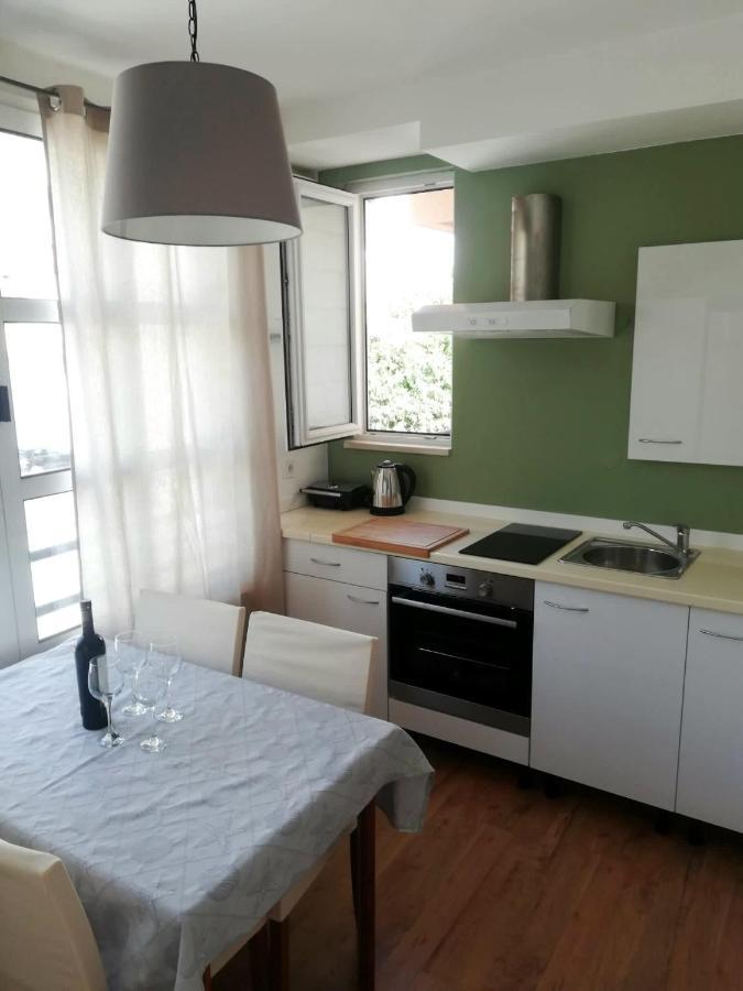 Apartmani Mistral Makarska Exterior foto