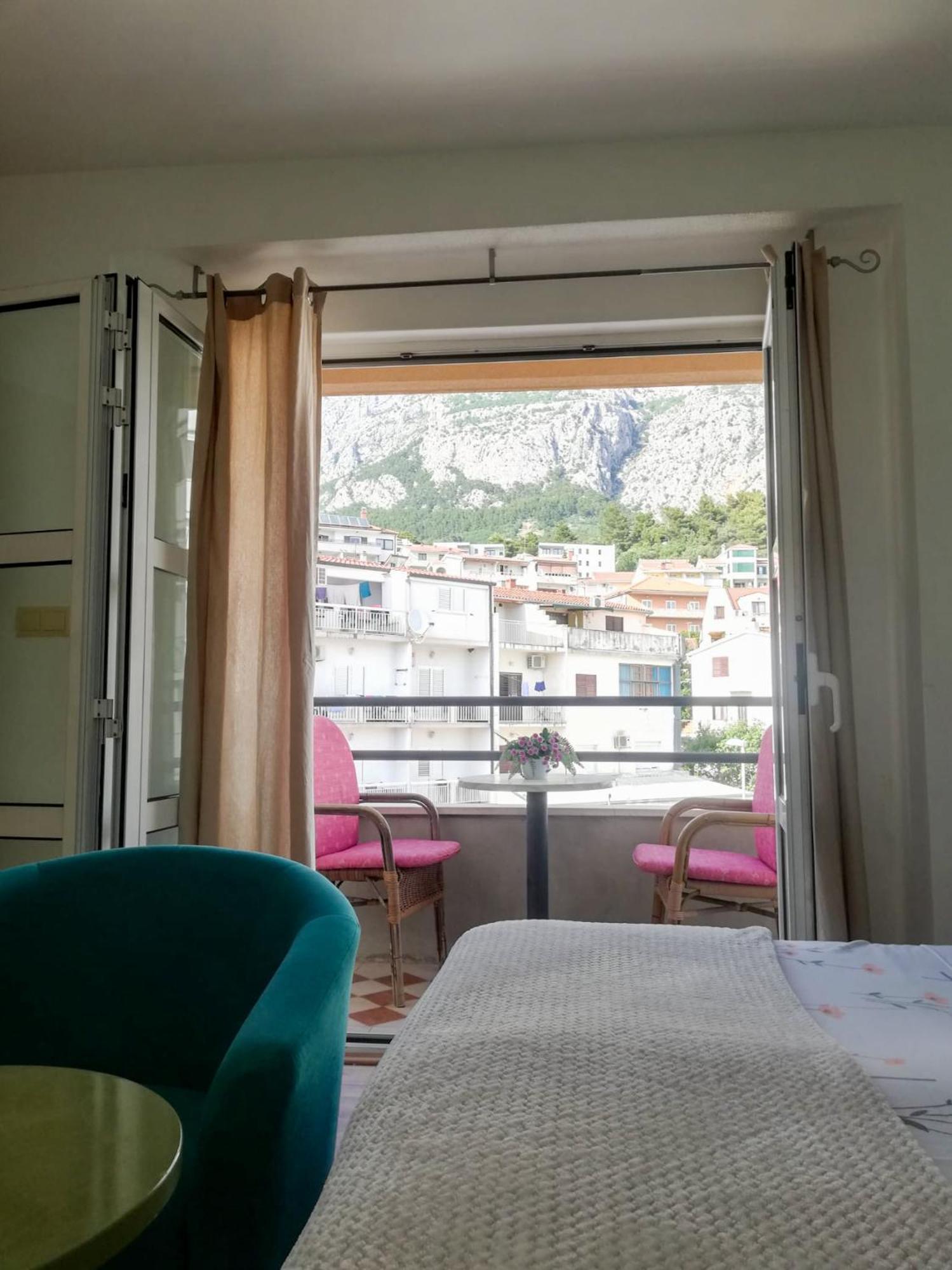 Apartmani Mistral Makarska Zimmer foto